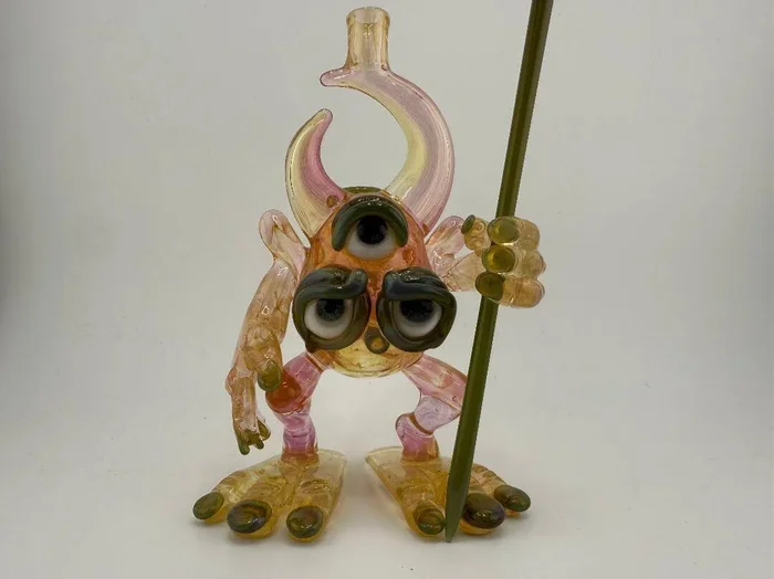 Jarvis Glass Fumed Staffed Warrior 10mm 90°