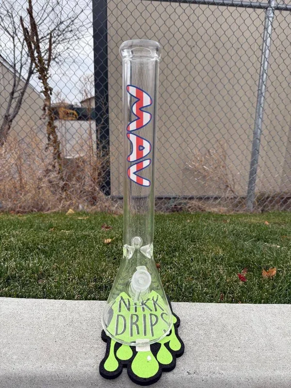 MAV Glass “18 Beaker 14mm 45° – American Flag